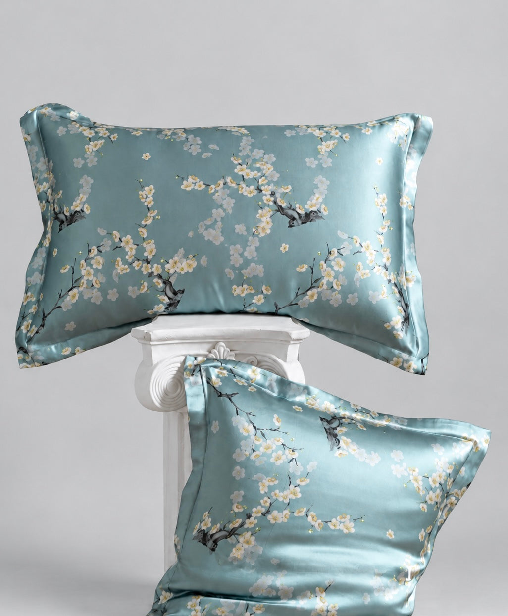 Éclat Mulberry Silk & Lyocell Pillowcase
