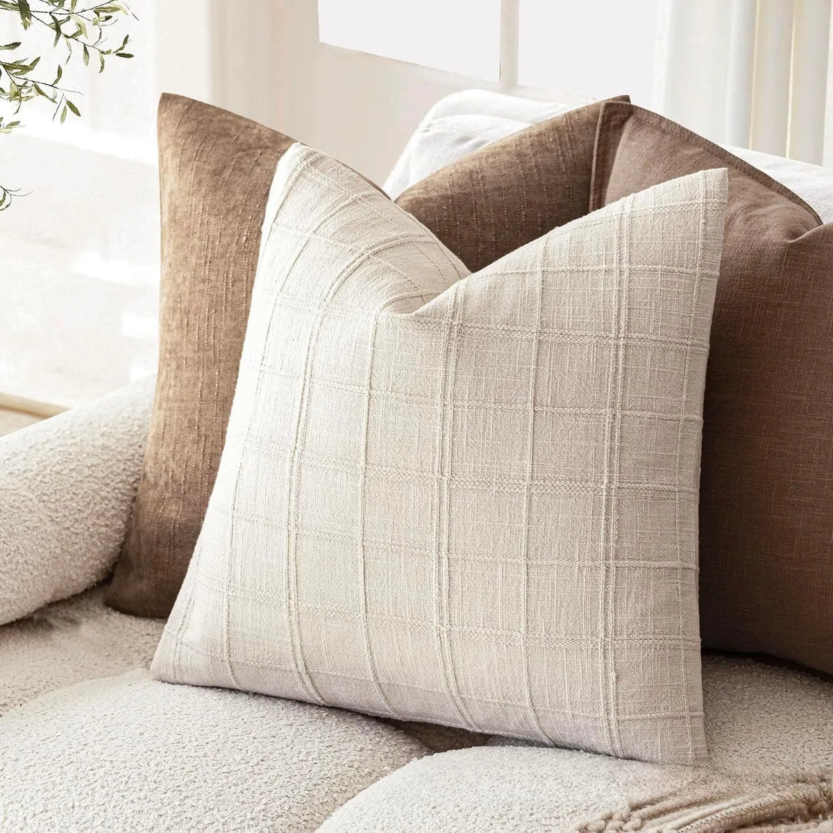 Dune Weave Textured Cotton-Linen Pillowcase — 45 × 45 cm