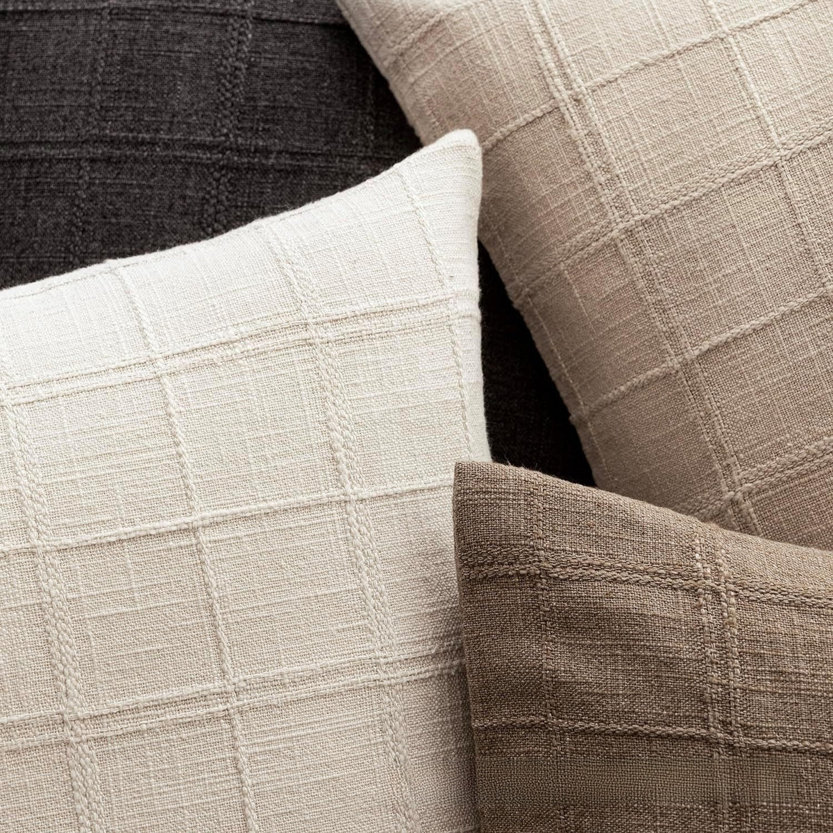 Dune Weave Textured Cotton-Linen Pillowcase — 45 × 45 cm